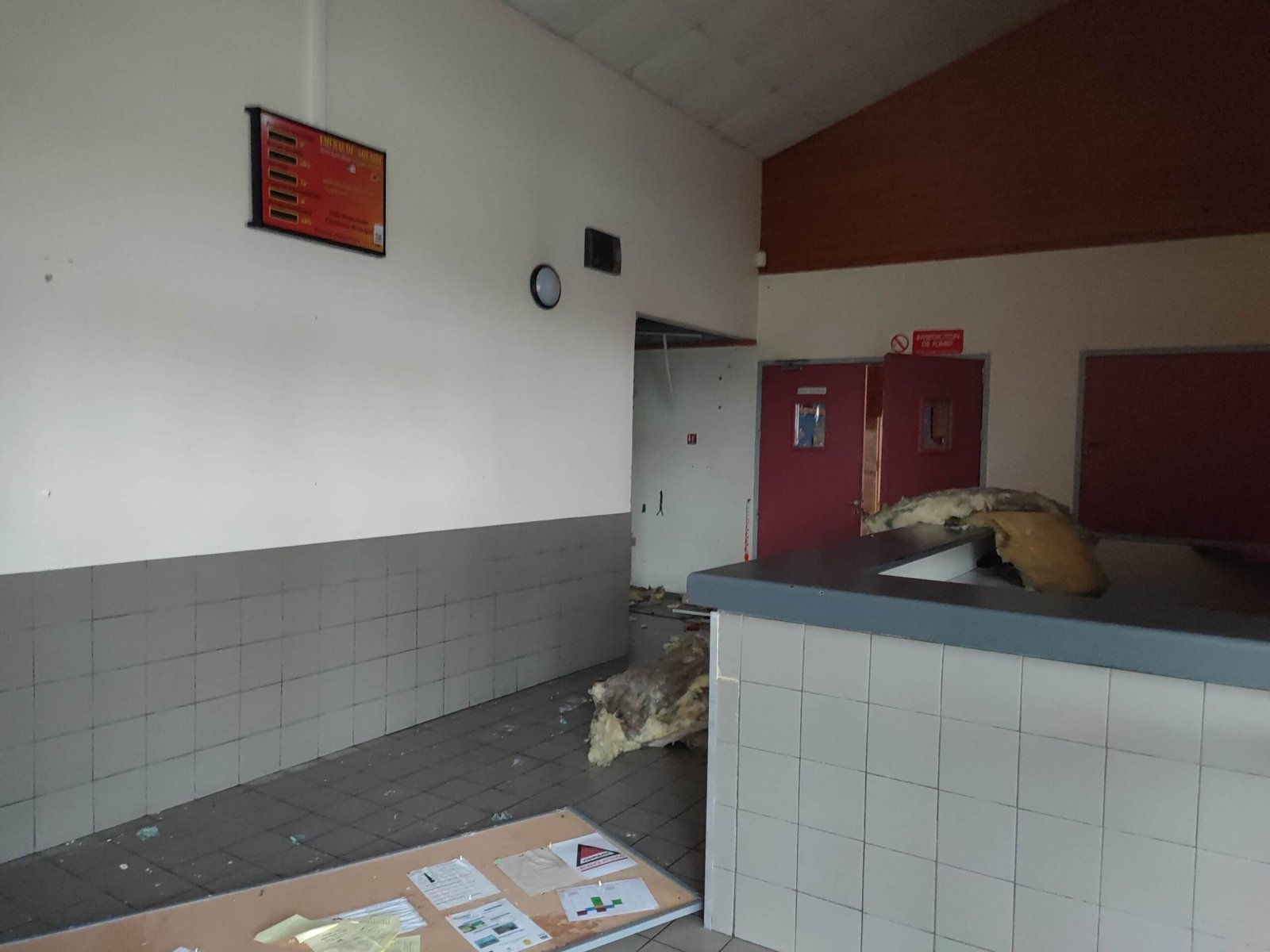 Grande tristesse et incompréhension ce matin pour les élus et agents municipaux.